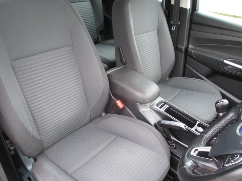 Used Ford C-Max 2016 for sale - 77200992: Photo 21