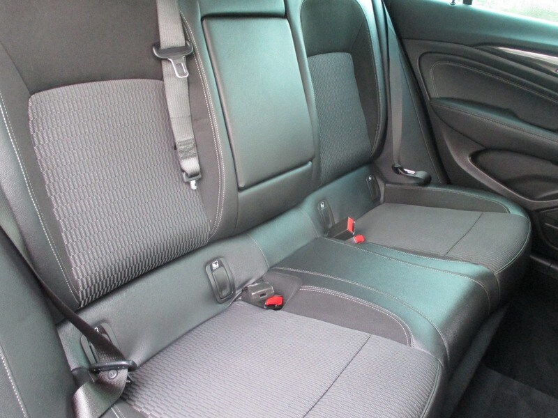 Used Vauxhall Insignia 2017 for sale - 77937544: Photo 25