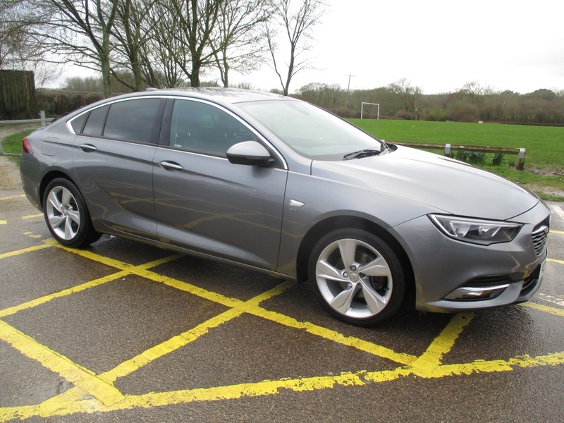 Used Vauxhall Insignia 2017 for sale - 77937544: Photo 3