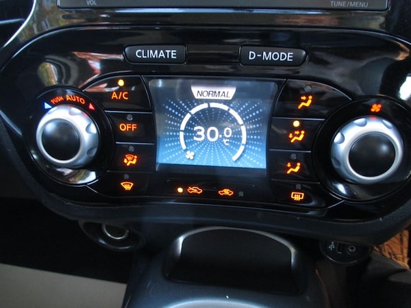 Used Nissan Juke 2014 for sale - 76292265: Photo 38