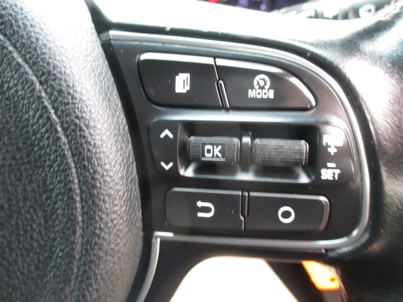 Used Kia Optima 2017 for sale - 76418070: Photo 39