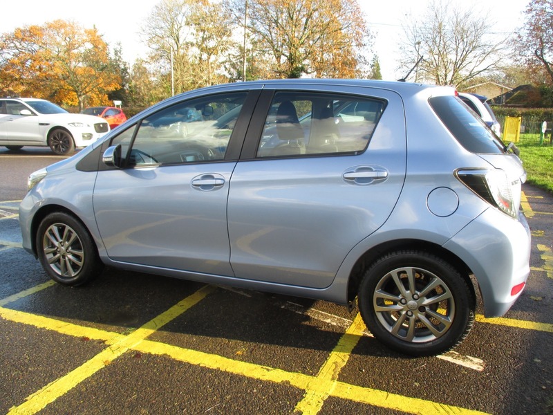 Used Toyota Yaris 2014 for sale - 76798932: Photo 13
