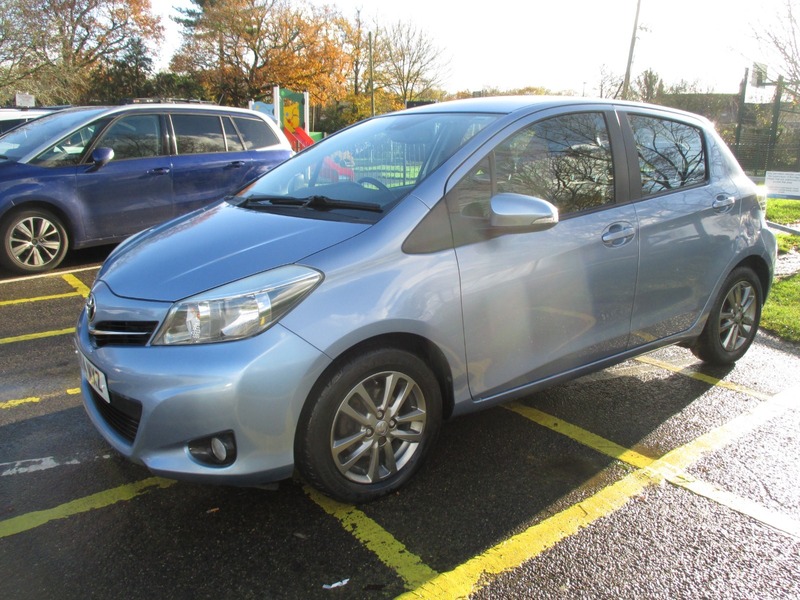 Used Toyota Yaris 2014 for sale - 76798932: Photo 16