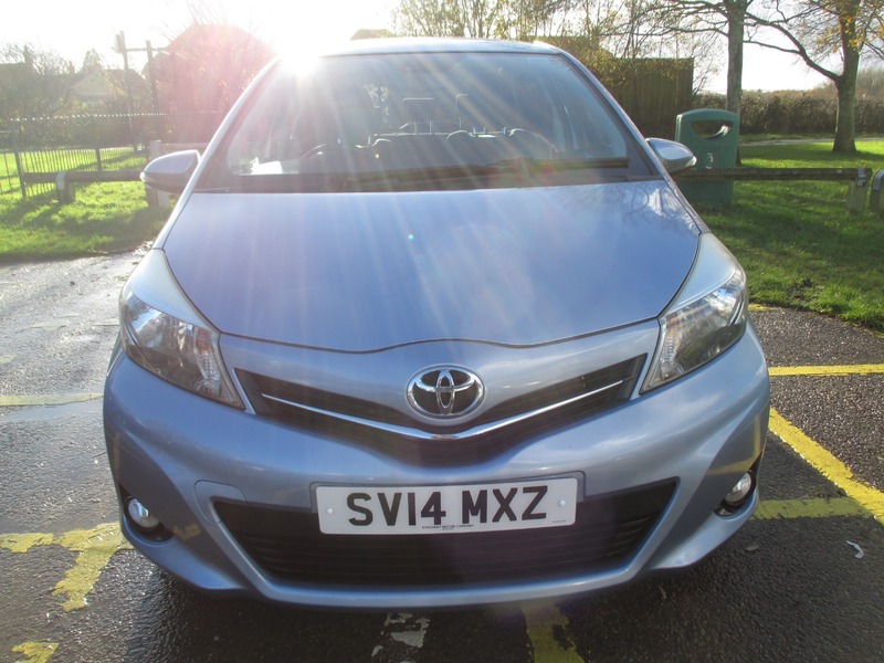Used Toyota Yaris 2014 for sale - 76798932: Photo 19