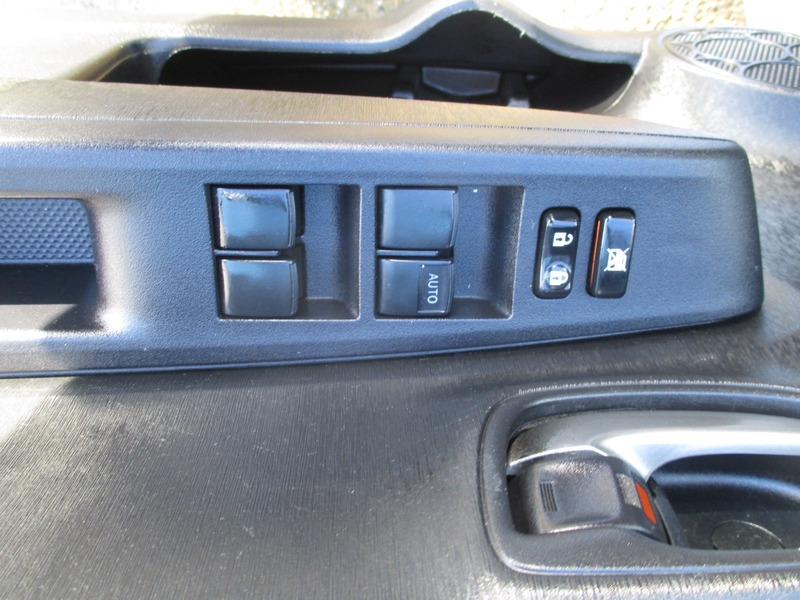 Used Toyota Yaris 2014 for sale - 76798932: Photo 33