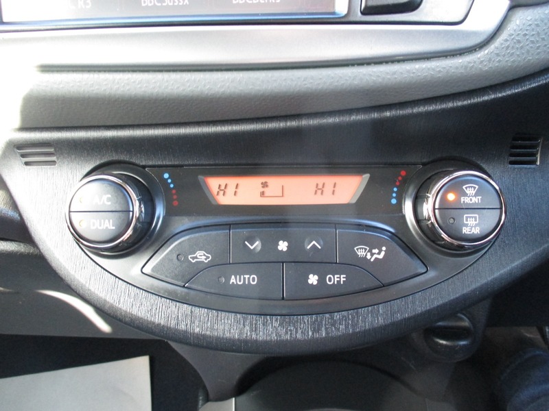 Used Toyota Yaris 2014 for sale - 76798932: Photo 41