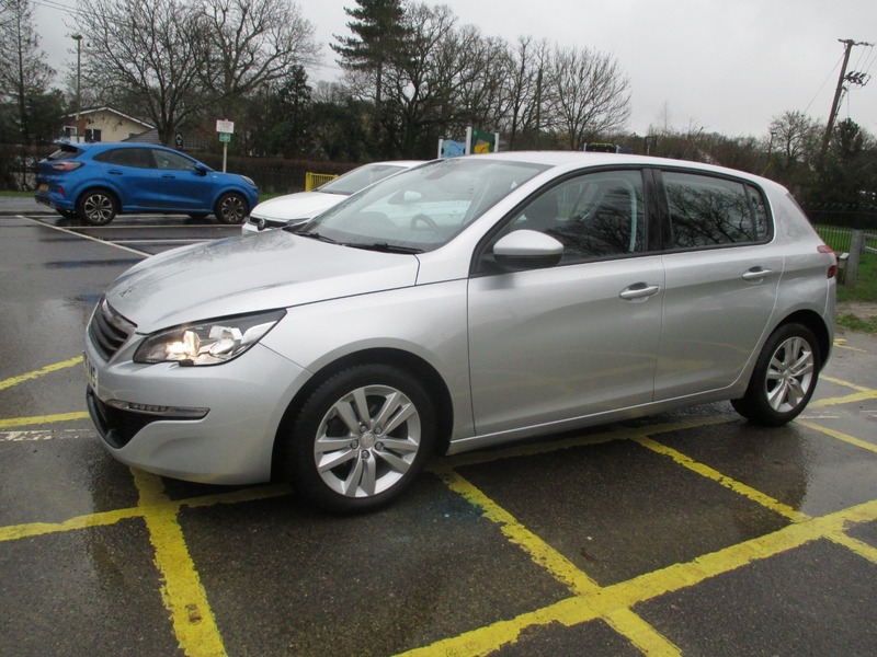 Used Peugeot 308 2016 for sale - 77277030: Photo 16