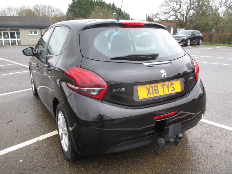 Used Peugeot 208 2015 for sale - 77521725: Photo 11