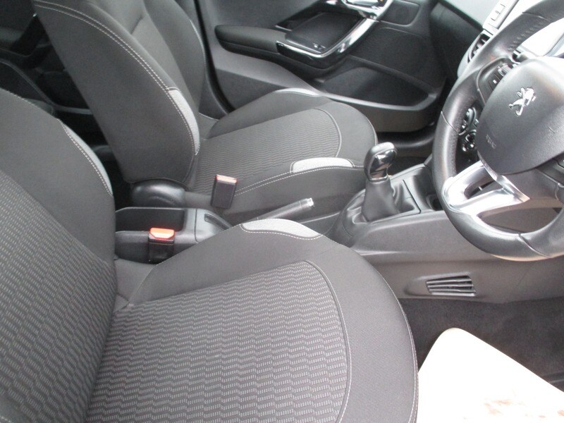Used Peugeot 208 2015 for sale - 77521725: Photo 21