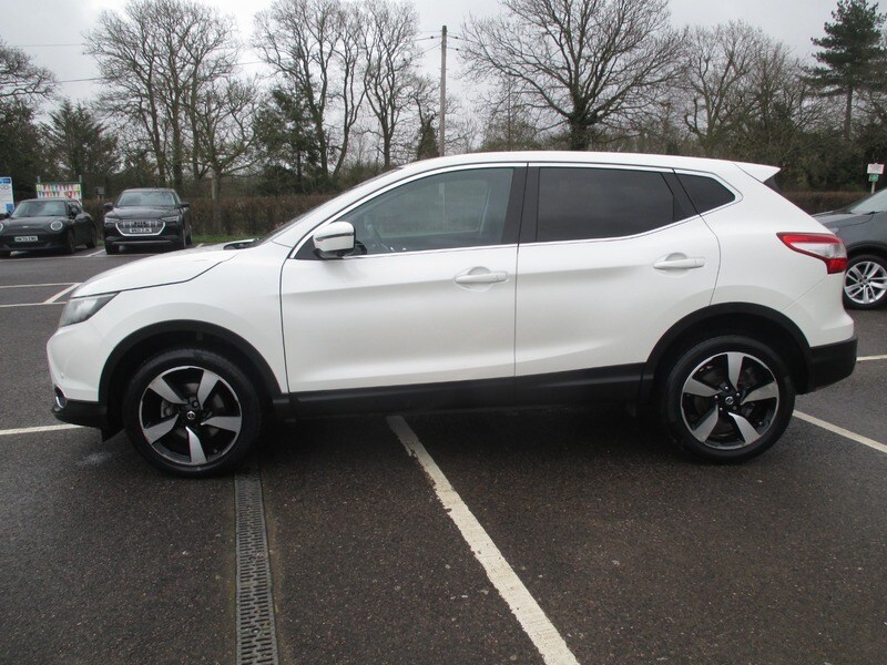 Used Nissan Qashqai 2015 for sale - 77547973: Photo 16