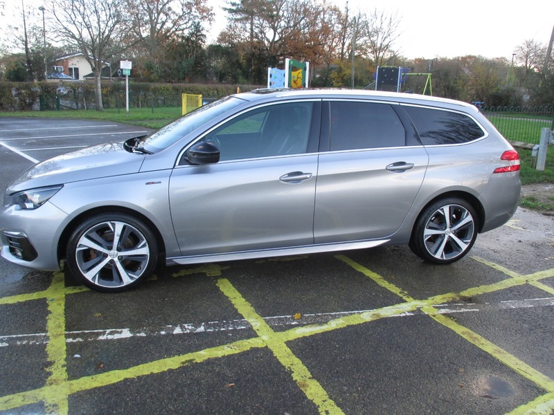 Used Peugeot 308 2017 for sale - 76821386: Photo 19
