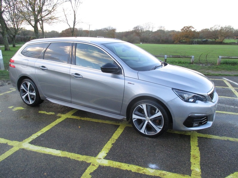 Used Peugeot 308 2017 for sale - 76821386: Photo 6