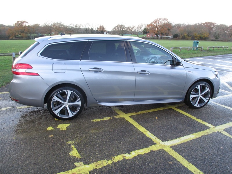 Used Peugeot 308 2017 for sale - 76821386: Photo 9