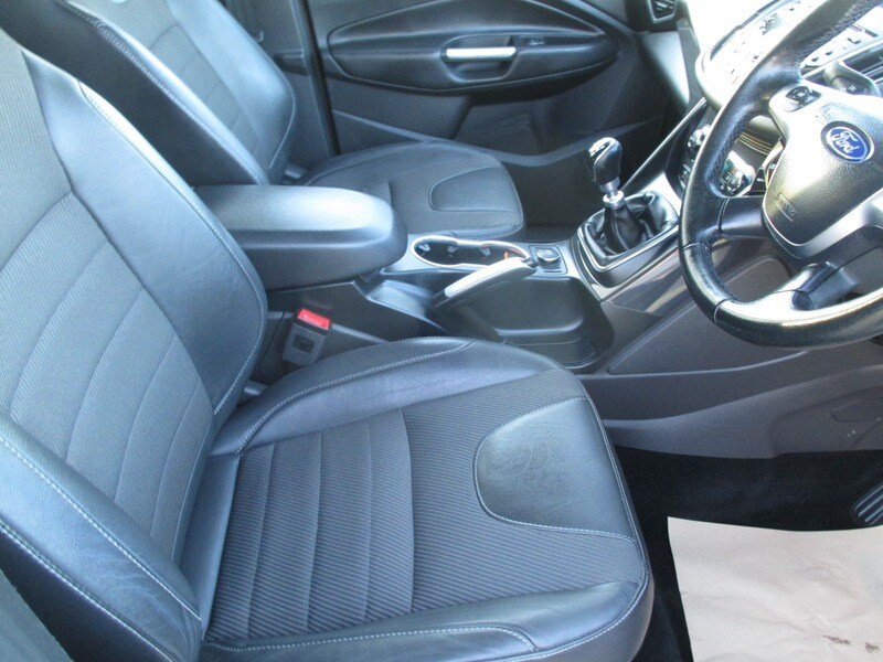 Used Ford Kuga 2015 for sale - 77655872: Photo 21