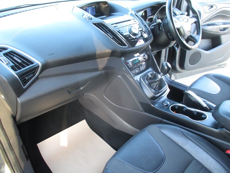 Used Ford Kuga 2015 for sale - 77655872: Photo 30