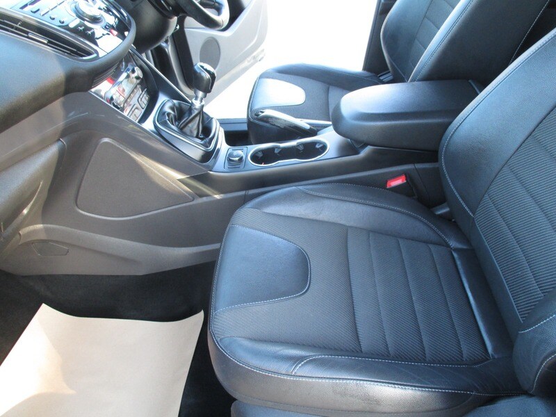 Used Ford Kuga 2015 for sale - 77655872: Photo 31