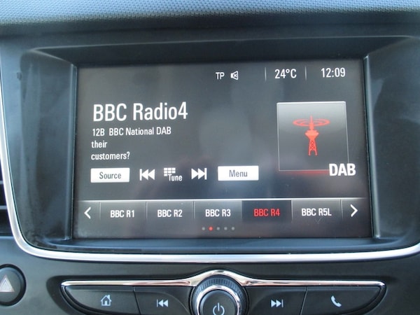 Used Vauxhall Crossland X 2017 for sale - 76192727: Photo 34