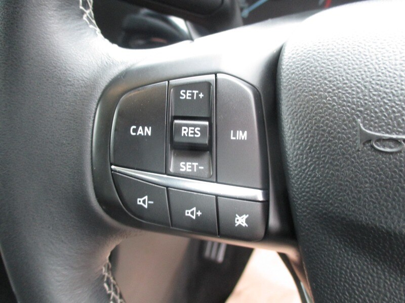 Used Ford Fiesta 2018 for sale - 78213170: Photo 37