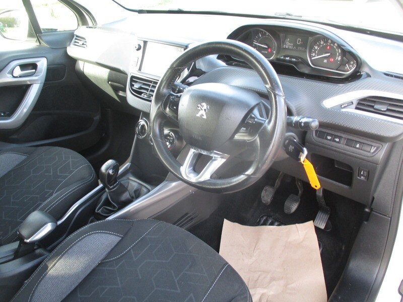 Used Peugeot 2008 2016 for sale - 77668096: Photo 21