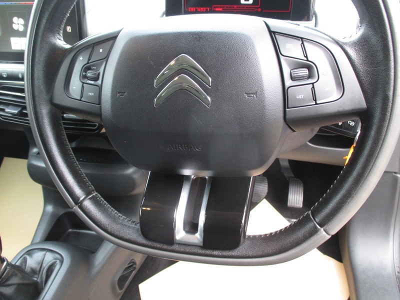 Used Citroen C4 Cactus 2015 for sale - 76696952: Photo 35