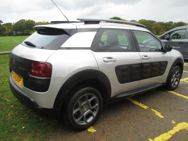 Used Citroen C4 Cactus 2015 for sale - 76696952: Photo 8
