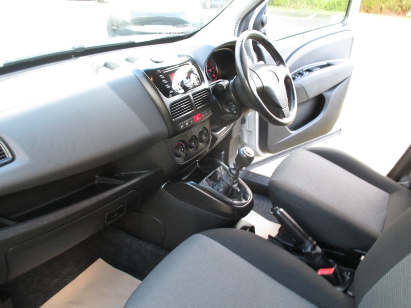 Used Fiat Doblo 2017 for sale - 76439654: Photo 33