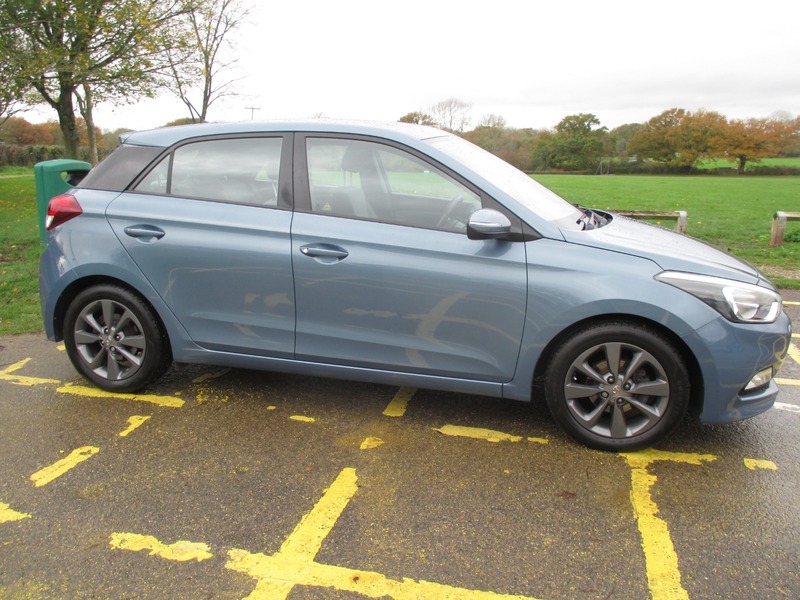 Used Hyundai i20 2016 for sale - 76547418: Photo 5