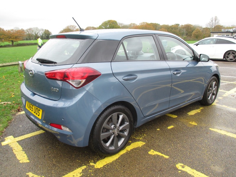 Used Hyundai i20 2016 for sale - 76547418: Photo 8