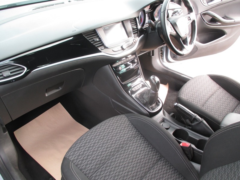 Used Vauxhall Astra 2016 for sale - 77655919: Photo 31