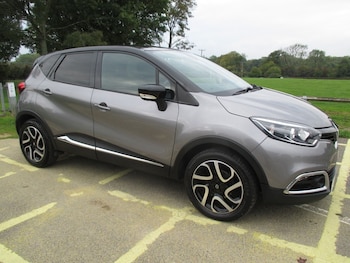 Used Renault Captur 2016 for sale - 76192711: Photo