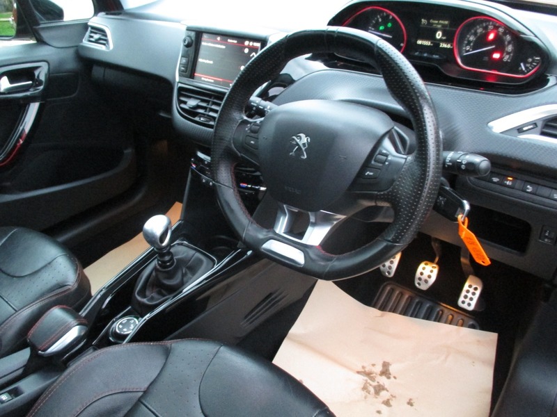 Used Peugeot 2008 2017 for sale - 76547402: Photo 25