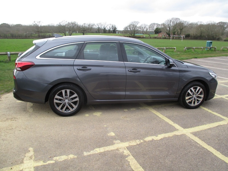 Used Hyundai i30 2018 for sale - 77921027: Photo 8