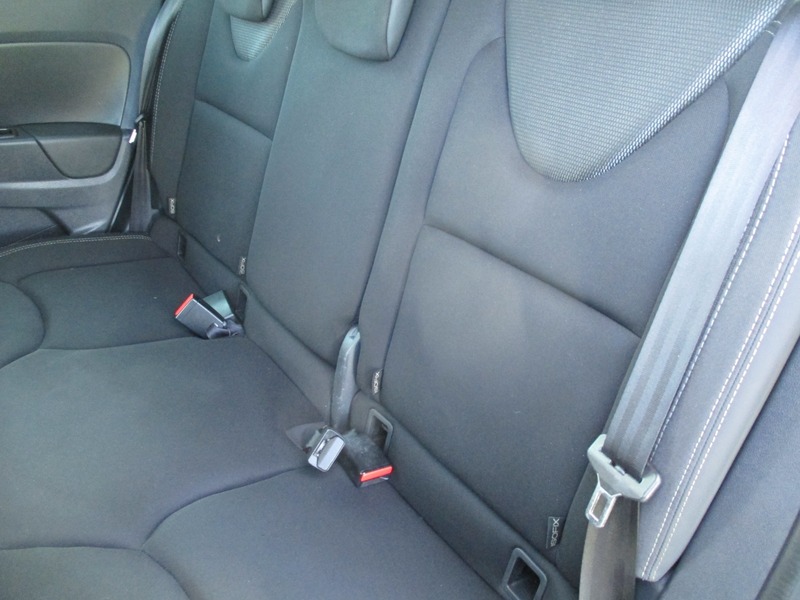 Used Renault Clio 2018 for sale - 76380204: Photo 29