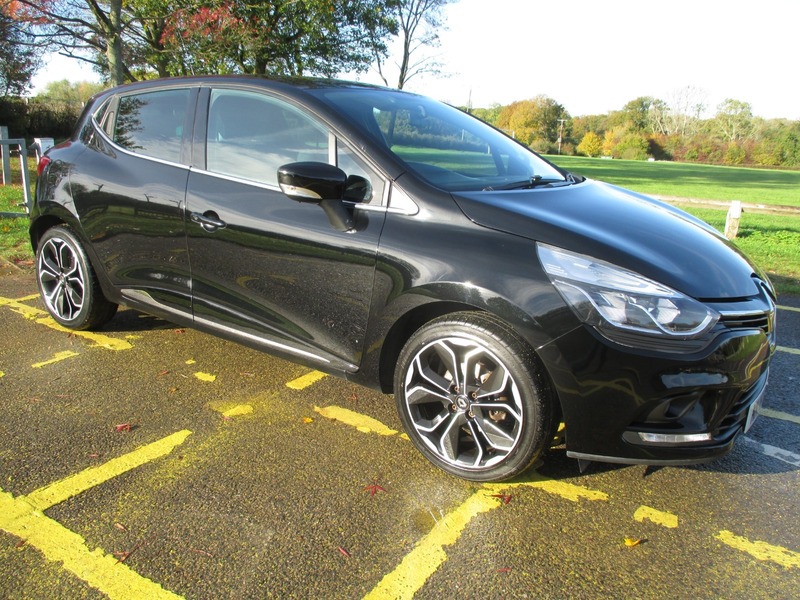 Used Renault Clio 2018 for sale - 76380204: Photo 3