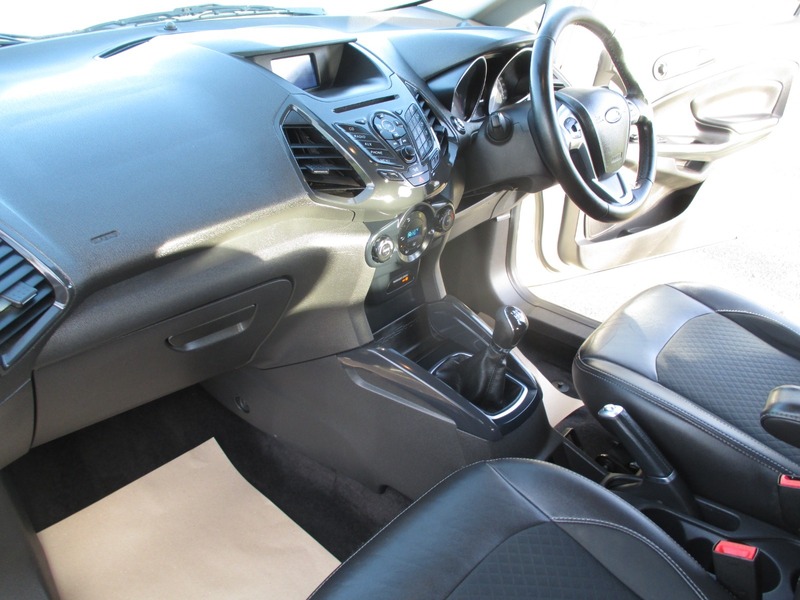 Used Ford Ecosport 2016 for sale - 76934973: Photo 30