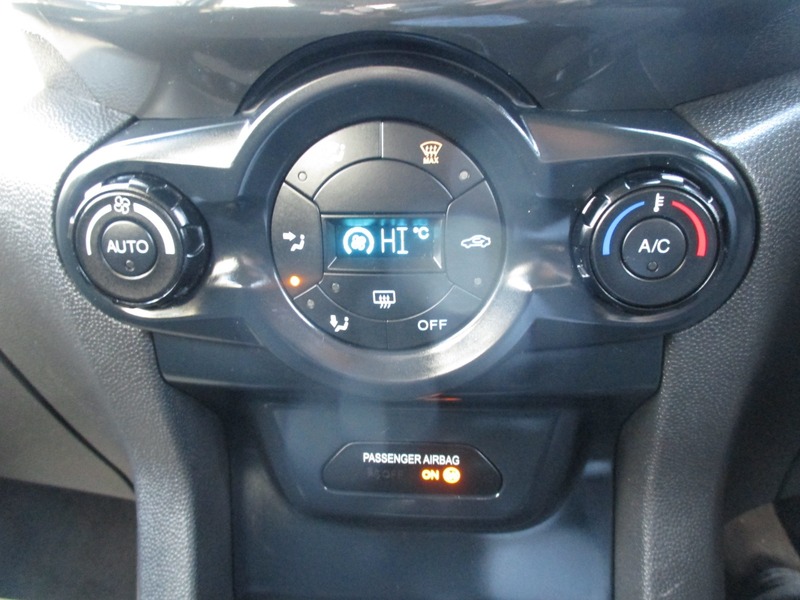 Used Ford Ecosport 2016 for sale - 76934973: Photo 38