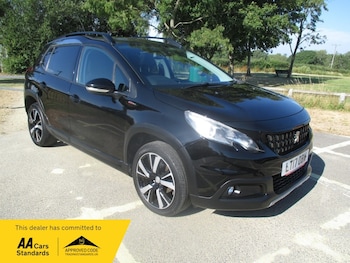 Used Peugeot 2008 2017 for sale - 79222359: Photo