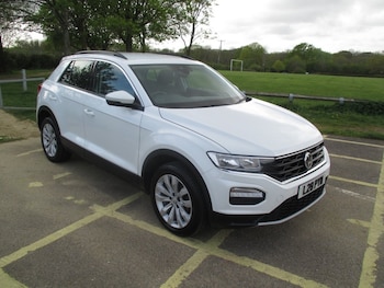 Used Volkswagen T-Roc 2019 for sale - 78272976: Photo