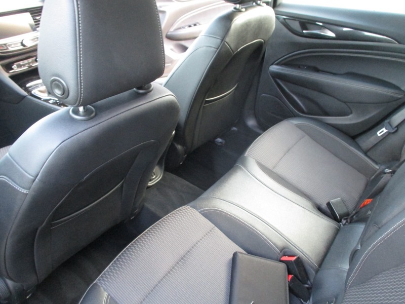 Used Vauxhall Insignia 2018 for sale - 76848542: Photo 32