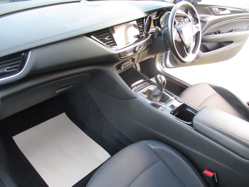 Used Vauxhall Insignia 2018 for sale - 76848542: Photo 35