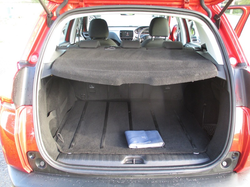 Used Peugeot 2008 2015 for sale - 76323854: Photo 24