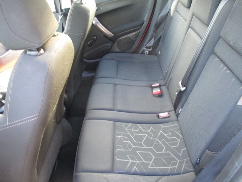 Used Peugeot 2008 2015 for sale - 76323854: Photo 25