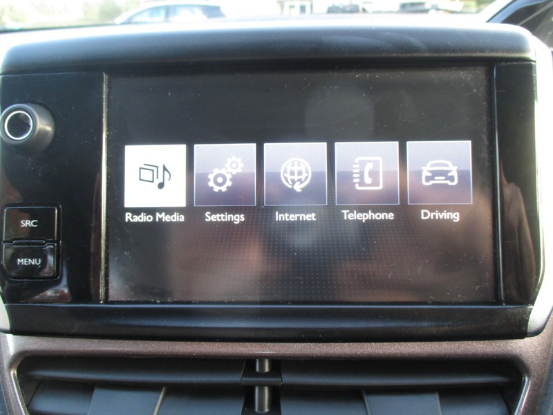Used Peugeot 2008 2015 for sale - 76323854: Photo 34