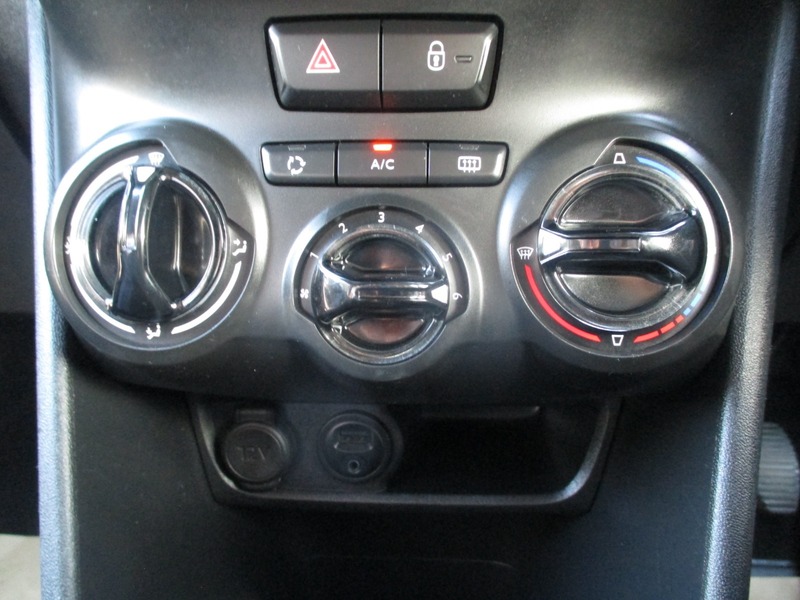 Used Peugeot 2008 2015 for sale - 76323854: Photo 35