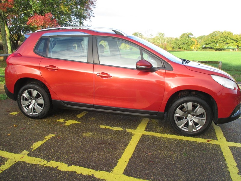 Used Peugeot 2008 2015 for sale - 76323854: Photo 4