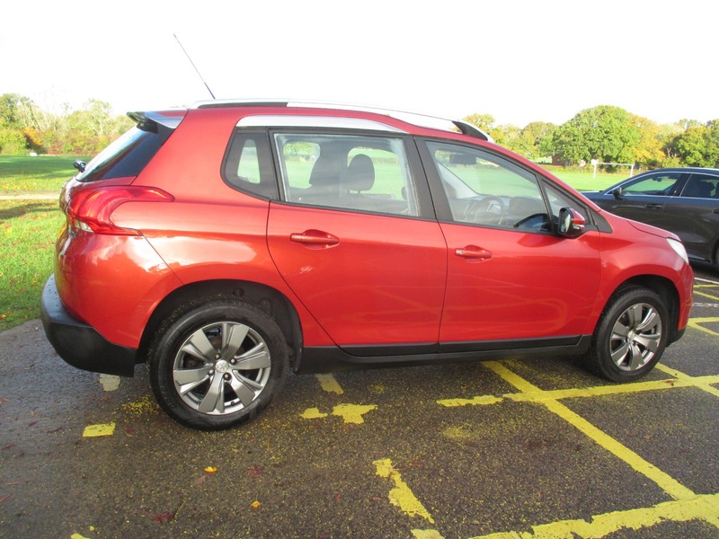 Used Peugeot 2008 2015 for sale - 76323854: Photo 6