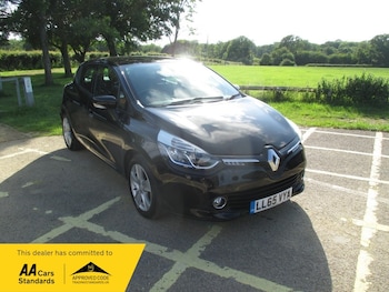 Used Renault Clio 2015 for sale - 78944234: Photo