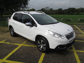 Used Peugeot 2008 2015 for sale - 76192732: Photo