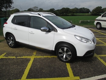 Used Peugeot 2008 2015 for sale - 76192732: Photo