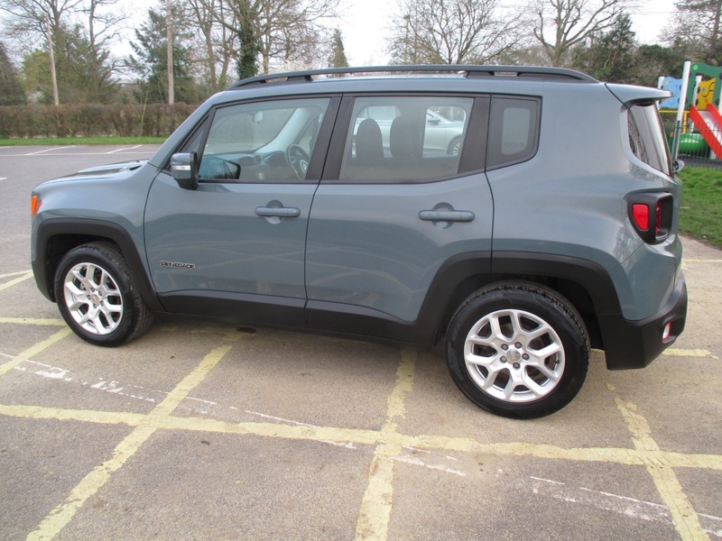 Used Jeep Renegade 2017 for sale - 77781224: Photo 13
